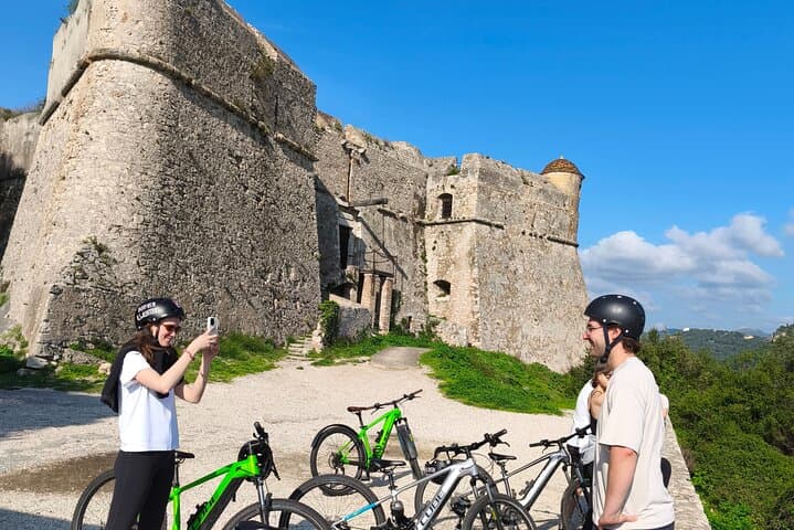 Electric Bike Tour: Nice to Villefranche-sur-Mer & Fort du Mont Alban photo 6