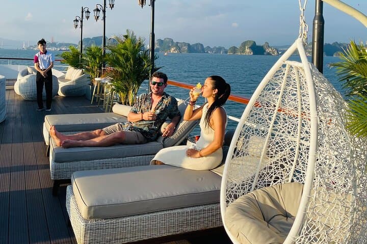 Iris Cruise Ha Long Bay Day Trip: Explore Sung Sot Cave & Ti Top Island photo 6