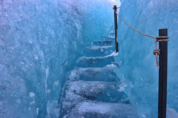 Blue Ice Caves at Jökulsárlón: Guided Winter Glacier Hike from Höfn photo 3