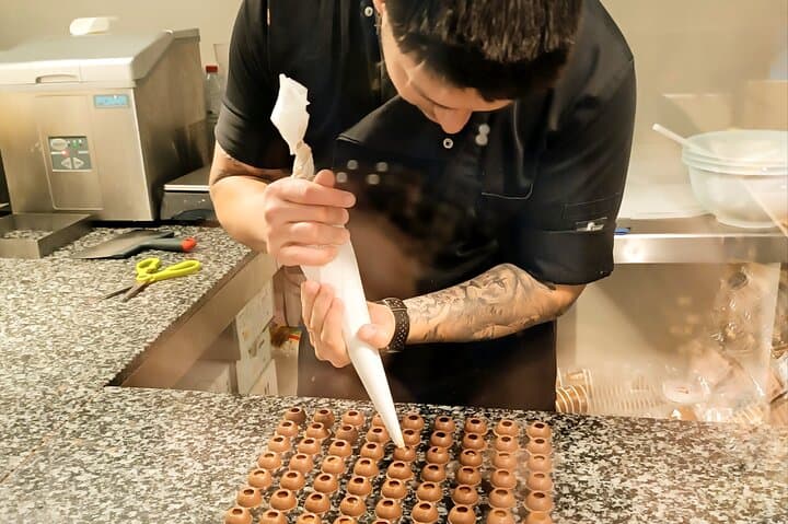 Chocolate Walking Tour in Barcelona’s Gothic Quarter — 9 Tastings & Pastry Secrets photo 3