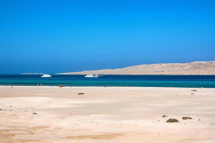 Hurghada Orange Island: Snorkel, Dive & Parasail Day Trip photo 2