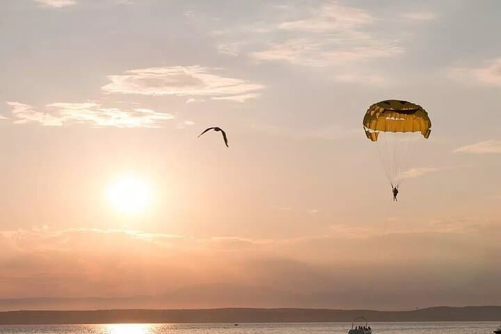 Solo Parasailing in Puerto Vallarta: Beach-Launched Flight Over Banderas Bay photo 4