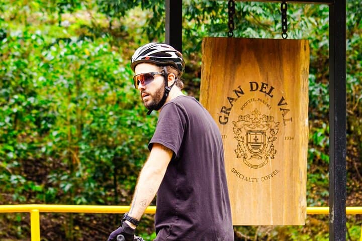 Electric Bike Rentals in Boquete: Explore Cloud-Forest Roads & Coffee Trails photo 3