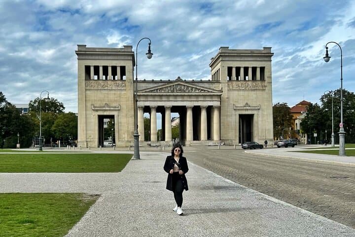Prague to Munich Full-Day Private Tour with Transfers photo 2