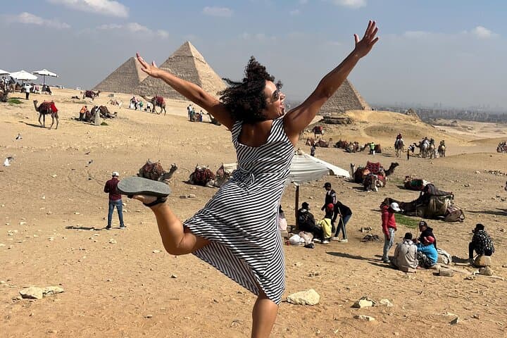 Full-Day Private Tour: Giza Pyramids, Old Cairo & Khan el-Khalili Bazaar photo 6