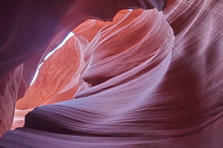 Lower Antelope Canyon & Horseshoe Bend Day Trip from Sedona: Slot Light and River Curves photo 3
