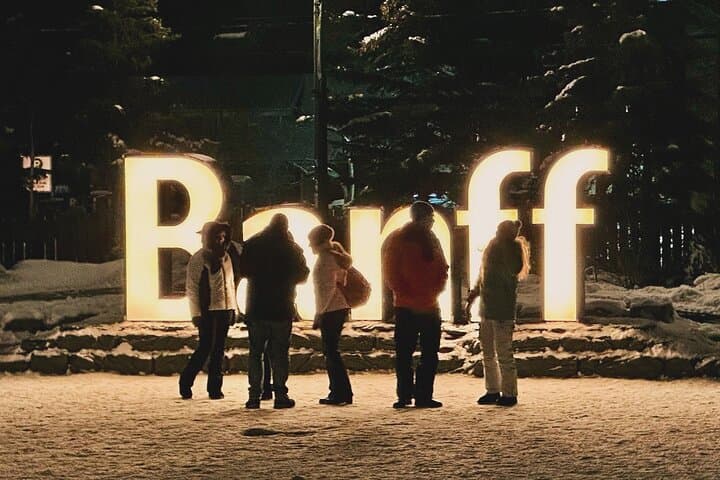 Banff National Park Day Tour from Calgary: Moraine Lake, Lake Louise & Johnston Canyon photo 5