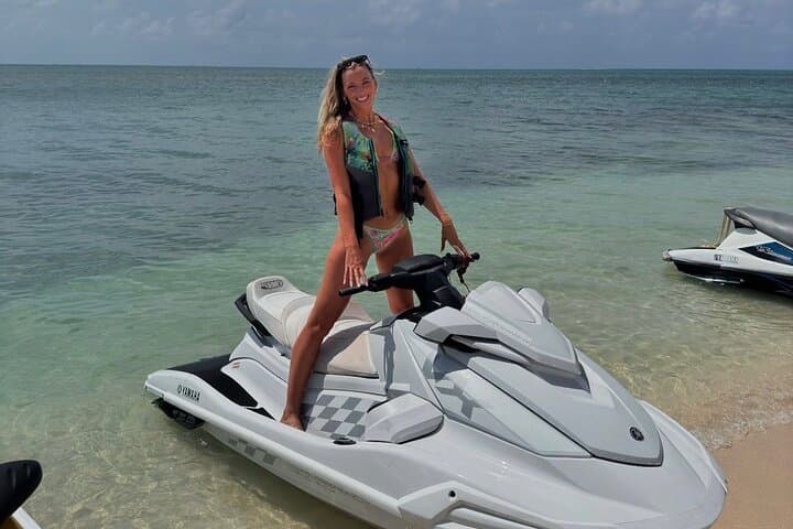 Grand Cayman Jet Ski Rental: Premium Half-Day Wave Runner Adventure