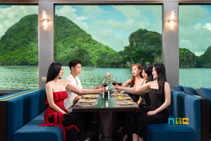 Ha Long Bay Luxury Day Cruise: Kayak Sung Sot Cave & Buffet Lunch photo 1