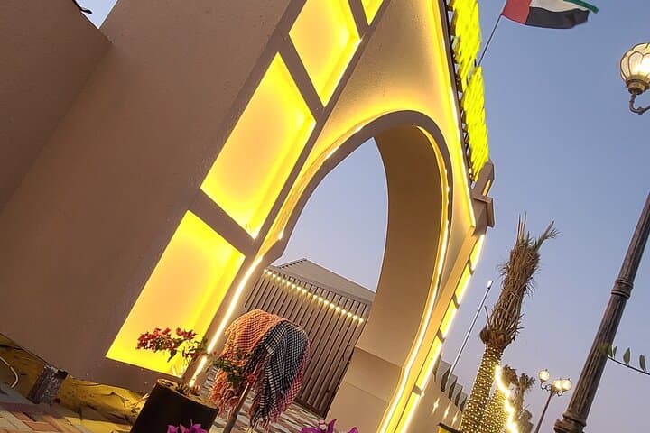 Lahbab Red Dunes Luxury Desert Safari: Dune Bashing, BBQ & Live Shows photo 6