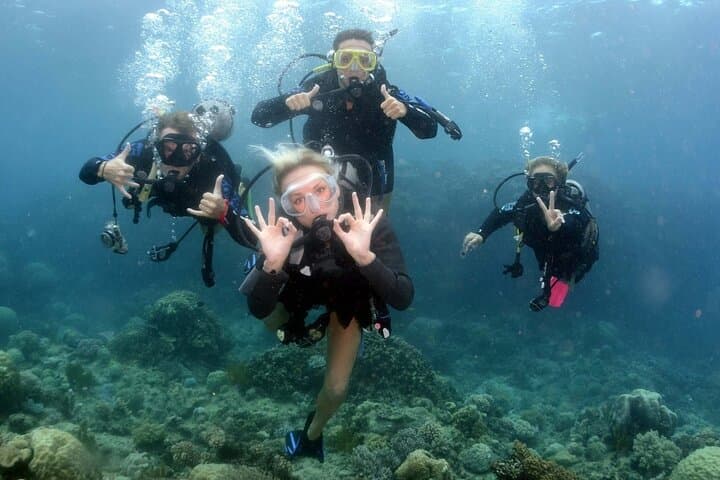 Full-Day Scuba Diving & Snorkeling in Hurghada: Red Sea Day Trip Guide photo 2