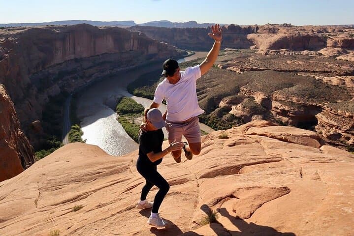 Conquer Moab’s Hell’s Revenge: Private U-Drive 4x4 Adventure on Iconic Trails photo 4