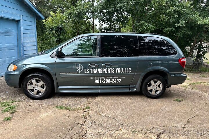 Memphis Door-to-Door Luggage Storage & Private Transfer photo 5