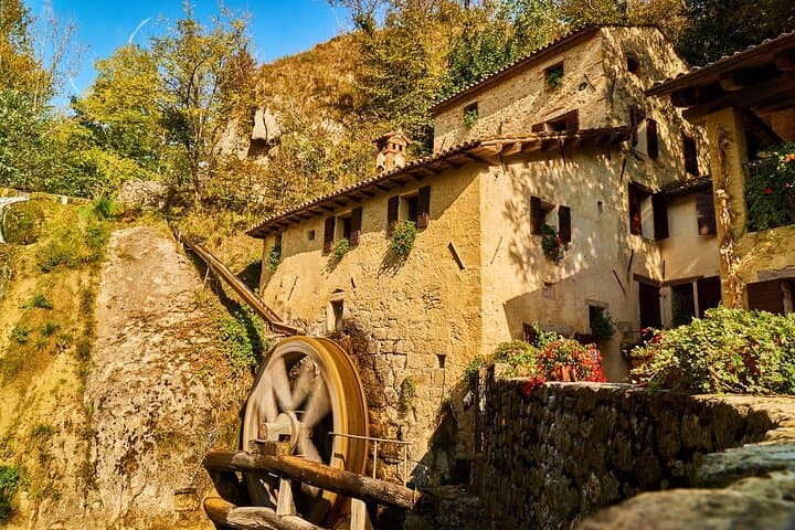 Dolomites and Prosecco Day Trip from Venice: Wine Tasting & Mountain Views photo 5