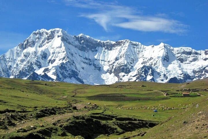 Ausangate Trek & Vinicunca (Rainbow Mountain) — 5-Day High-Altitude Trek from Cusco