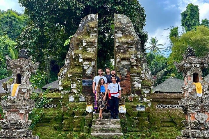 Best of Ubud: Holy Water Cleansing, Rice Fields & Waterfalls Day Tour photo 4