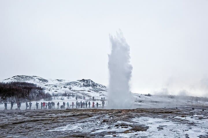 Christmas Golden Circle from Reykjavik with Santa and Hot Chocolate photo 6