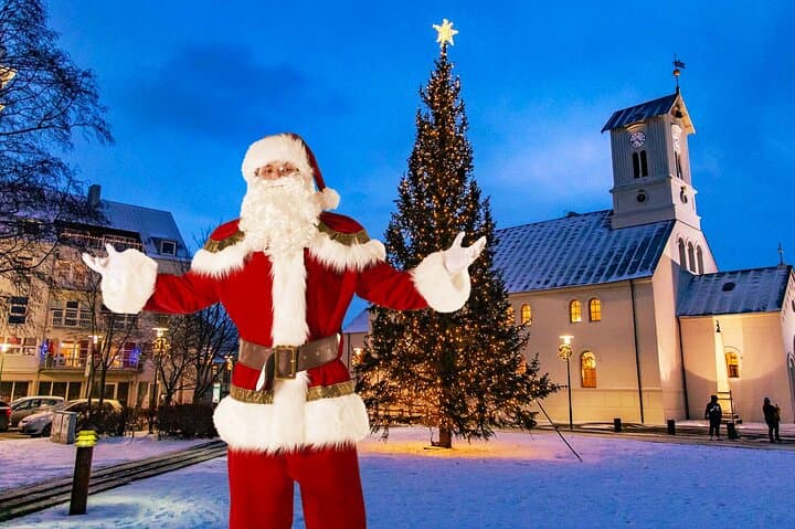 Christmas Golden Circle from Reykjavik with Santa and Hot Chocolate