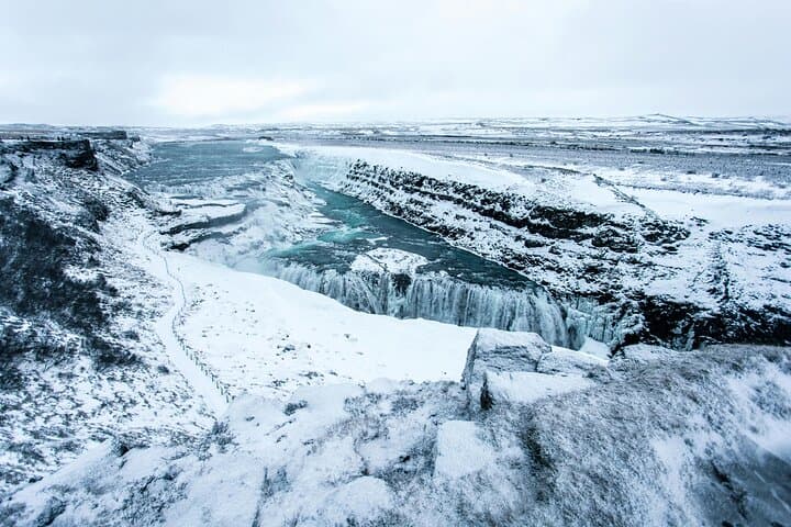 Christmas Golden Circle from Reykjavik with Santa and Hot Chocolate photo 3