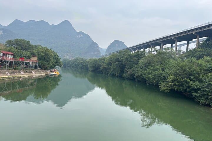 Lian River Painting Corridor: Private Day Tour from Guangzhou to Yangshan