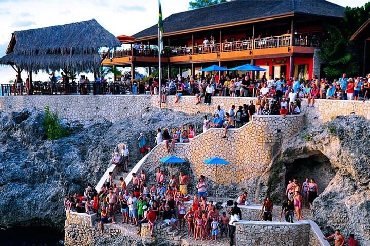 Discover Negril's Vibrant Culture: 7 Mile Beach, Rick's Cafe & Local Markets photo 5