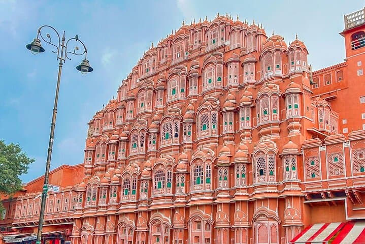 Full-Day Jaipur Highlights: Private Guided Tour of Amber Fort, Hawa Mahal & City Palace