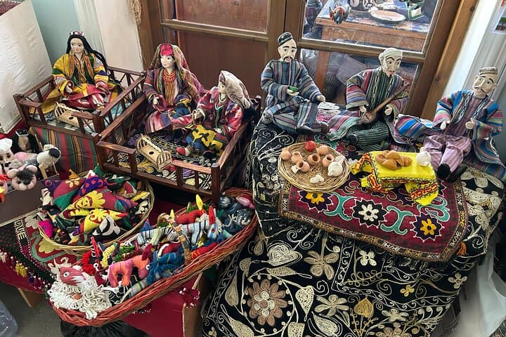 Tashkent Cultural Exploration and Pottery Masterclass — Hands-On Silk Road Crafts photo 5
