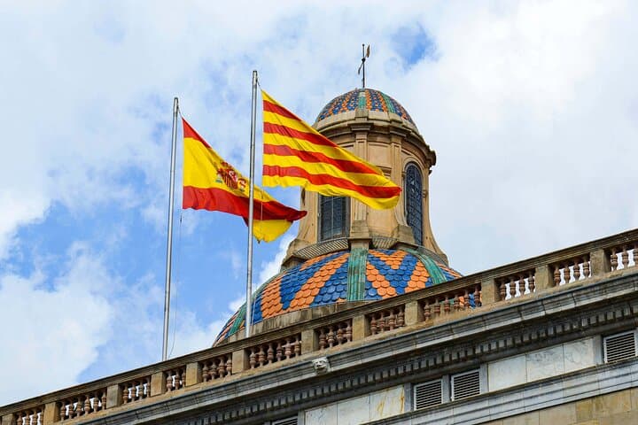 Self-Guided Audio Tour of Barcelona's Gothic Quarter — History, Markets & Hidden Squares photo 6