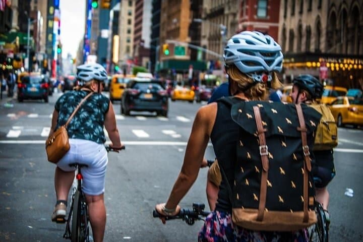 Williamsburg Brooklyn Bike Adventure: Guided Ride Through North Brooklyn