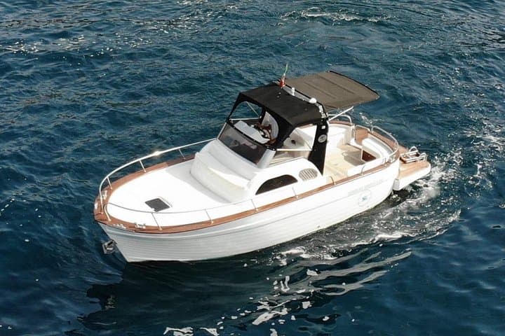 Sorrento to Capri: Private Boat Tour to the Blue Grotto and Faraglioni photo 4
