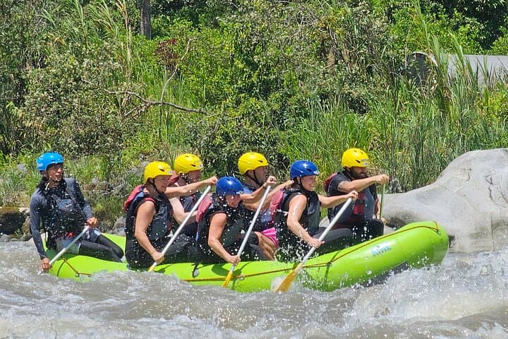 High-Intensity Rafting on the Alto Pastaza: Baños’ Best Whitewater Run photo 4