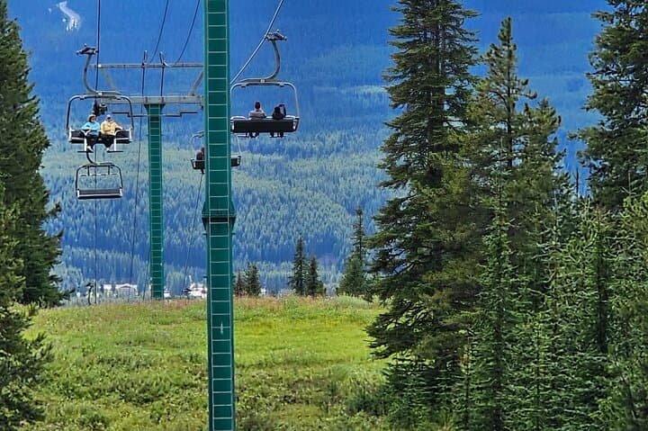 Private Banff Tours: Full-Day Lake Louise, Banff Gondola & Bow Falls Customized Experience photo 5