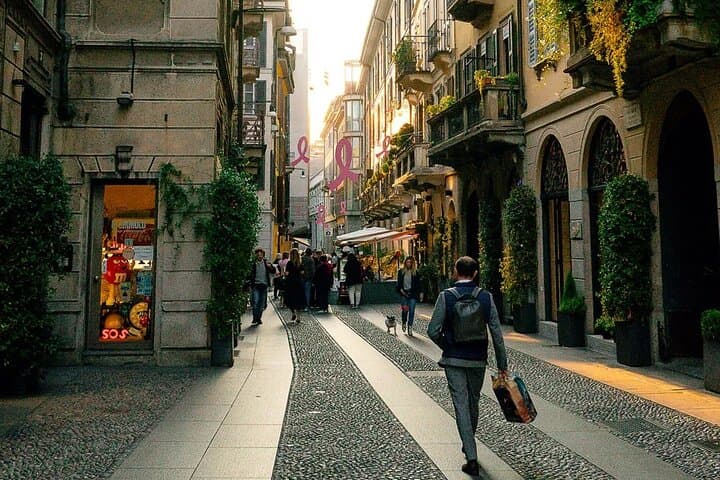 Brera Pinacoteca Guided Walking Tour: Explore Milan’s Renaissance & Baroque Masterpieces