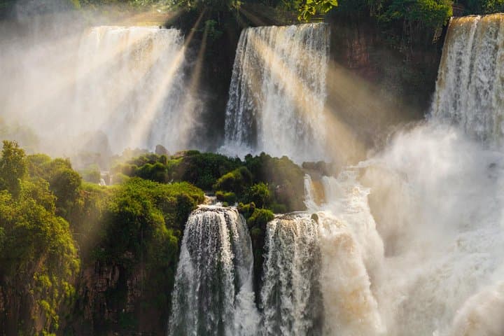 4-Day Iguazu Falls Adventure: Brazilian and Argentine Viewpoints with Resort Stay photo 1