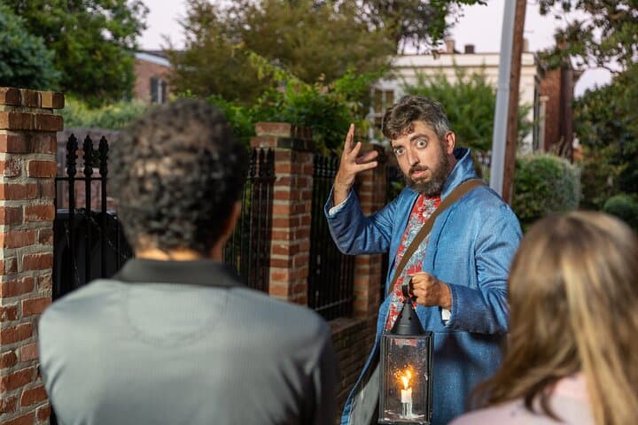 Old Town Alexandria Ghost and Graveyard Tour — Haunted Walking Tour on King Street photo 3