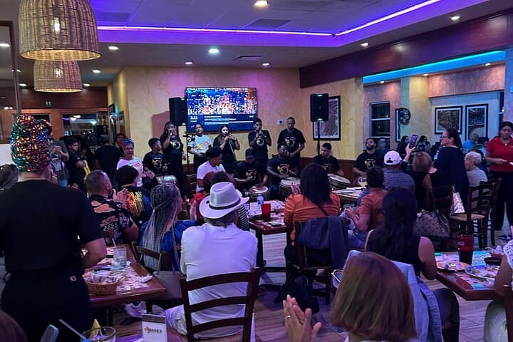 Puerto Rico Art & Wine Dinner: Paint, Sip and Dine in San Juan photo 1