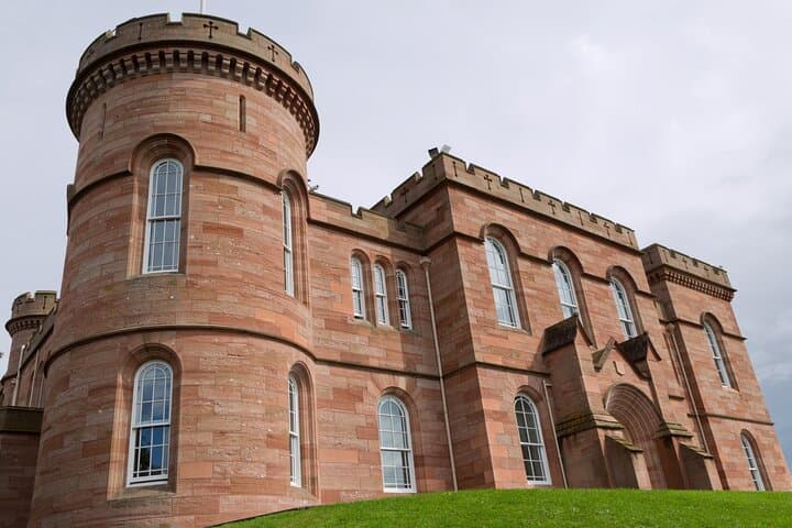 Castles, Culloden & Loch Ness: Private Highland Legends Day Tour