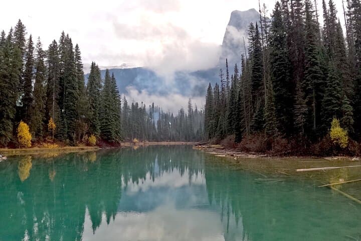 Private Guided Banff Day Tour: Lake Louise, Moraine Lake & Icefields photo 5