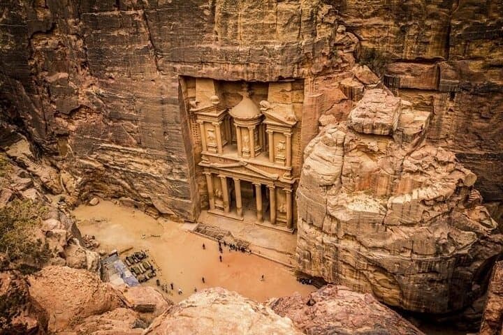 Four-Day Private Tour from Aqaba: Petra, Wadi Rum & the Dead Sea