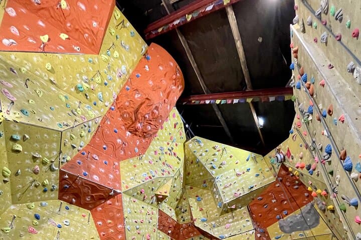 North Devon Indoor Climbing Taster Session — 1-Hour Top-Rope Intro photo 4
