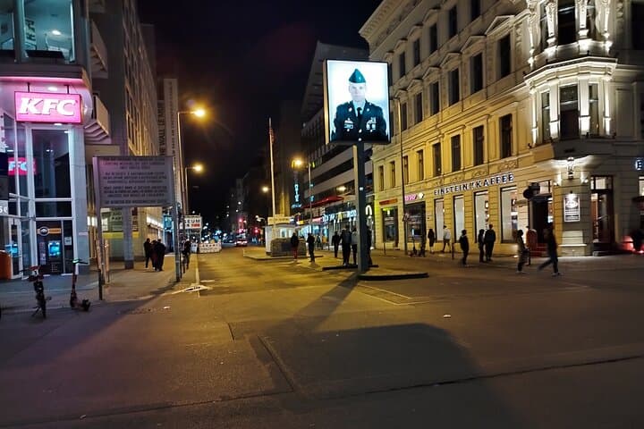 Berlin After Dark: Private Rickshaw Tour of Illuminated Landmarks photo 5