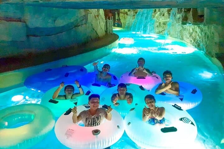 Yas Waterworld Abu Dhabi: Top Rides, Tickets & Visitor Tips photo 5
