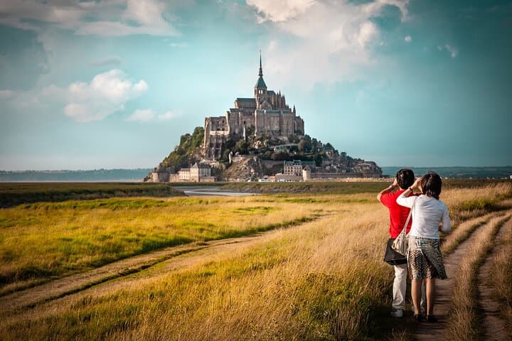 D-Day Beaches and Mont Saint-Michel One-Day Tour from Paris photo 2