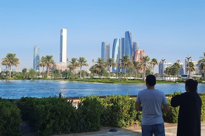 Abu Dhabi Full-Day Private City Tour from Dubai — Sheikh Zayed, Qasr Al Watan & Yas Island photo 5