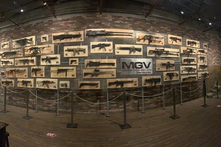 Seal Team 6 Shooting Experience in Las Vegas: 4-Gun Tactical Range Package photo 5
