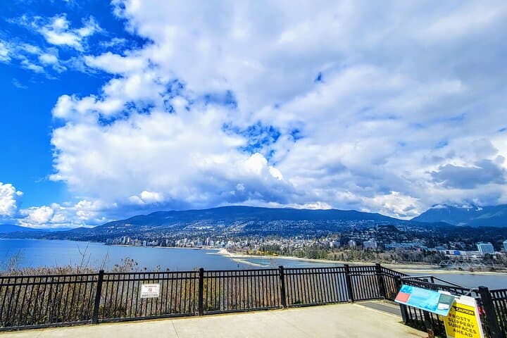 Private Vancouver Highlights Tour: Stanley Park, Capilano & FlyOver Canada photo 4