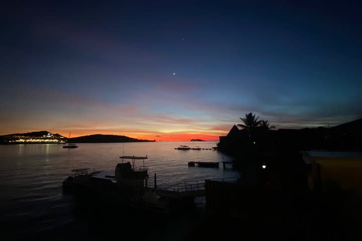 Bora Bora Private Sunset Cruise on the Lagoon photo 3