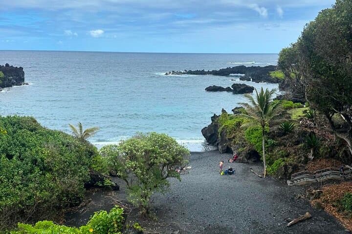 Full-Day Road to Hana Small-Group Adventure from Wailea