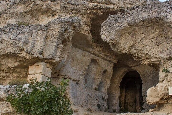Explore Murgia Materana: Neolithic Caves, Rock Churches & Gravina Views photo 3