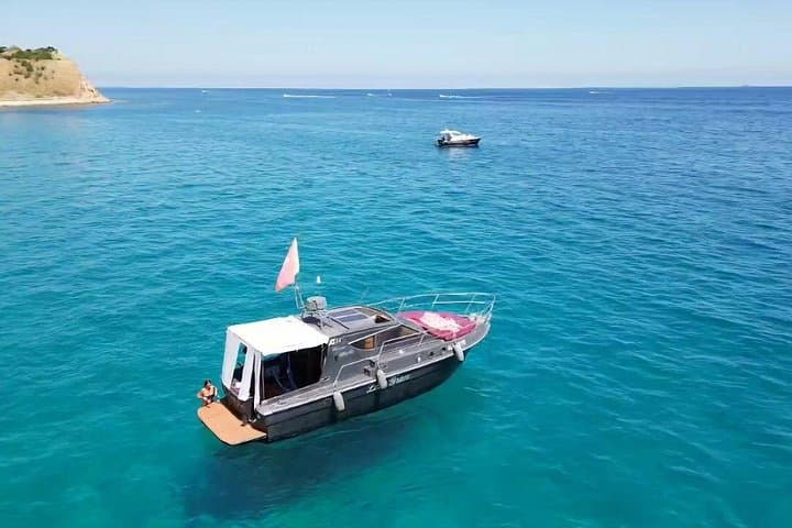 Sunrise Boat Tour to Queen's Cave — Palermo Breakfast Cruise at Dawn photo 3
